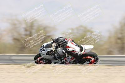 media/Apr-20-2025-CVMA (Sun) [[39090e8767]]/Race 9-Formula LW Twins Shootout/